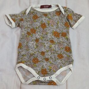 Milkbarn Bamboo Floral Bodysuit Size 3 to 6 Months Beautiful Flowers Orange Pink